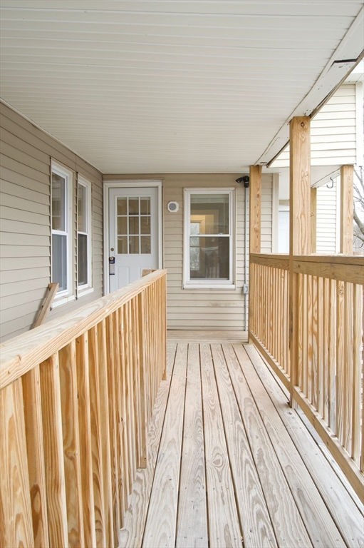 105 Clarendon St, Fitchburg