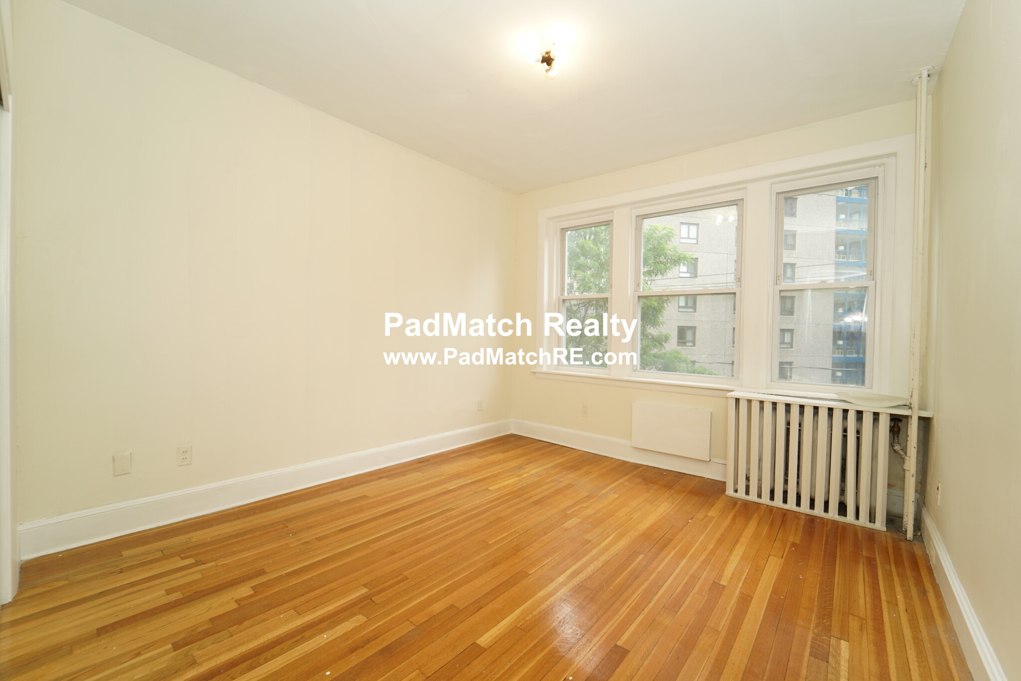 33 Lancaster Ter, Corey Hill