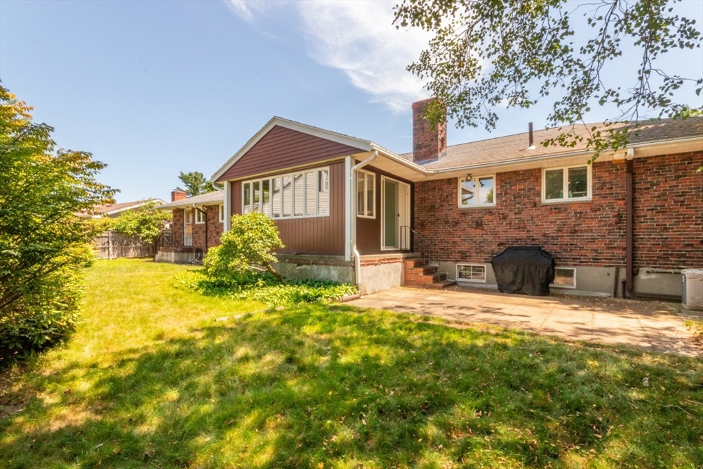 20 Mossdale, Jamaica Plain