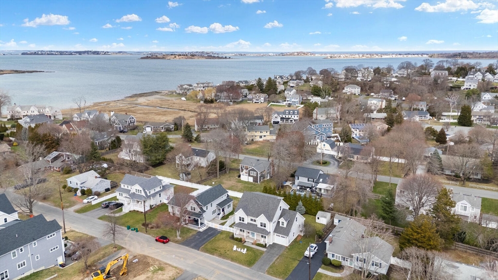 40 Foley Beach Rd, Hingham