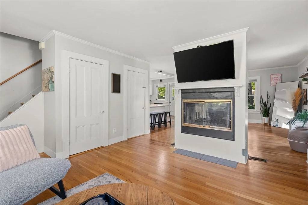 589 Willard St, Quincy