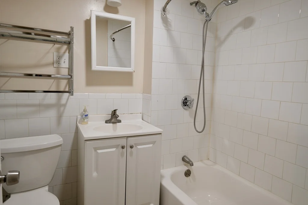 333 Centre, Jamaica Plain