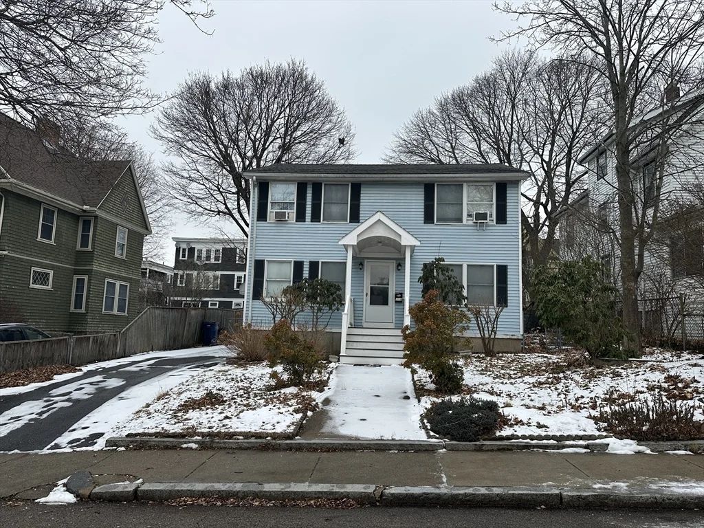 124 Beech St, Roslindale