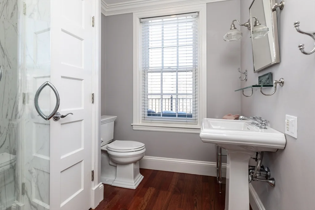 83 Montgomery St, South End