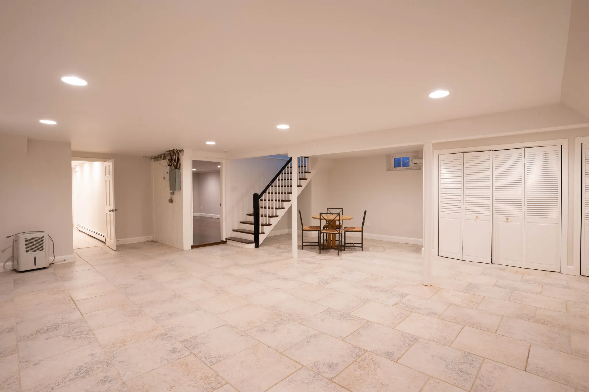 40 Puddingstone Ln, Oak Hill