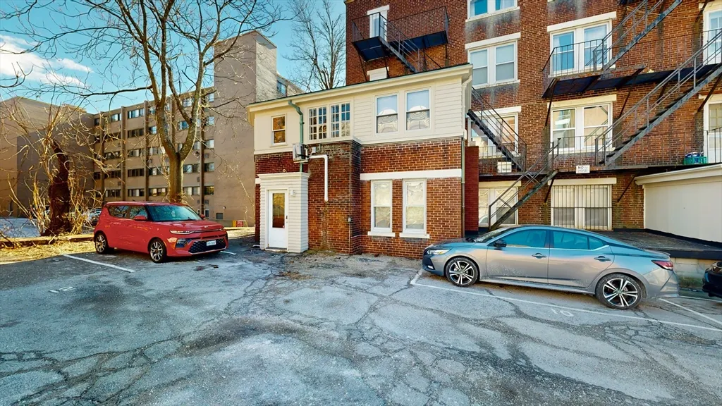 129 Chiswick Rd, Brighton