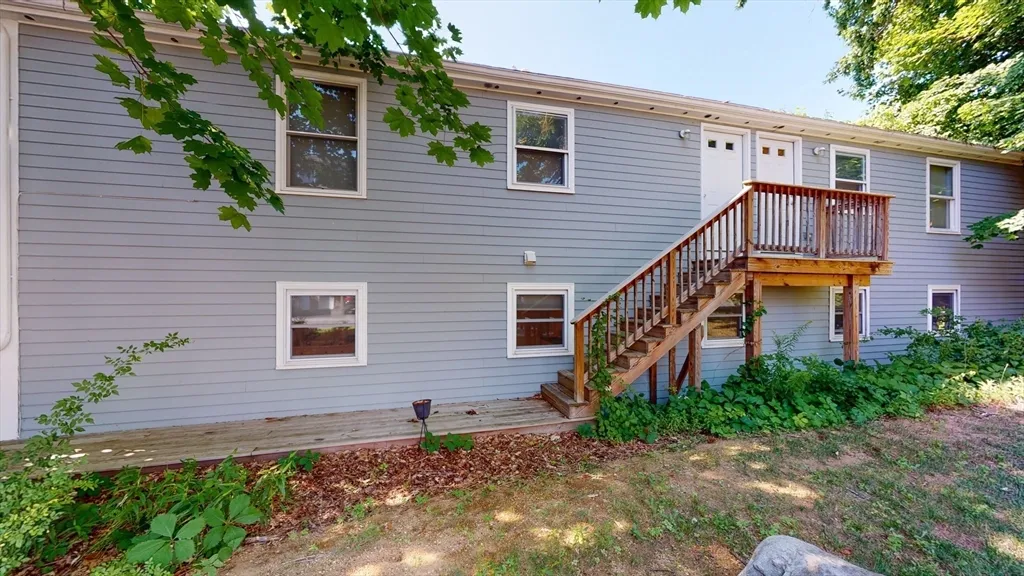 10 Riverbank Rd, Maynard