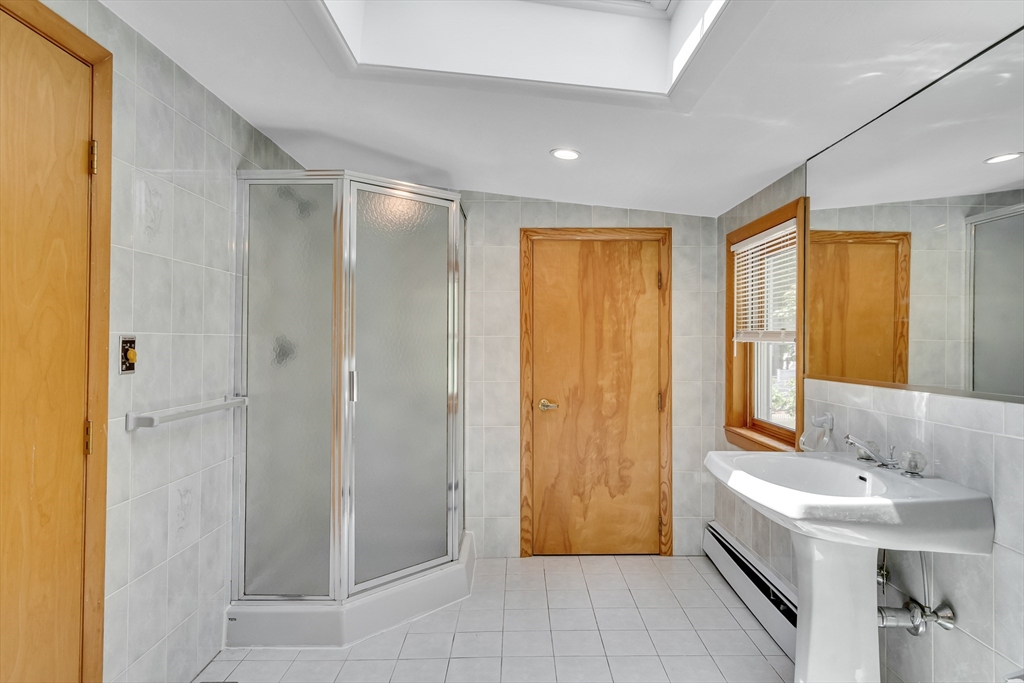 115 Rowe St, Auburndale