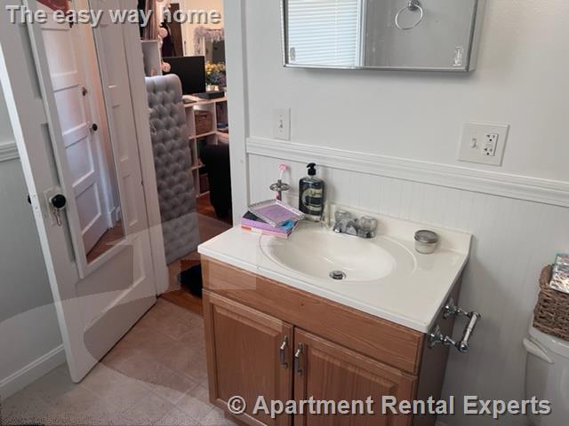 10 Garrison Ave, Teele Square