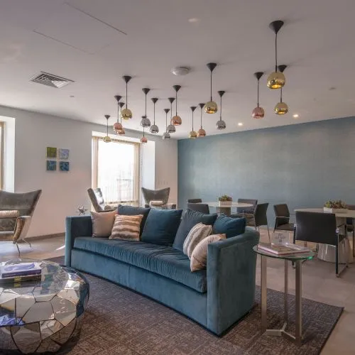 99 Kneeland St, Chinatown