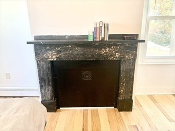 23 Monmouth St, Spring Hill