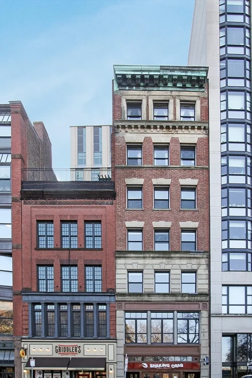 140 Boylston St, Back Bay