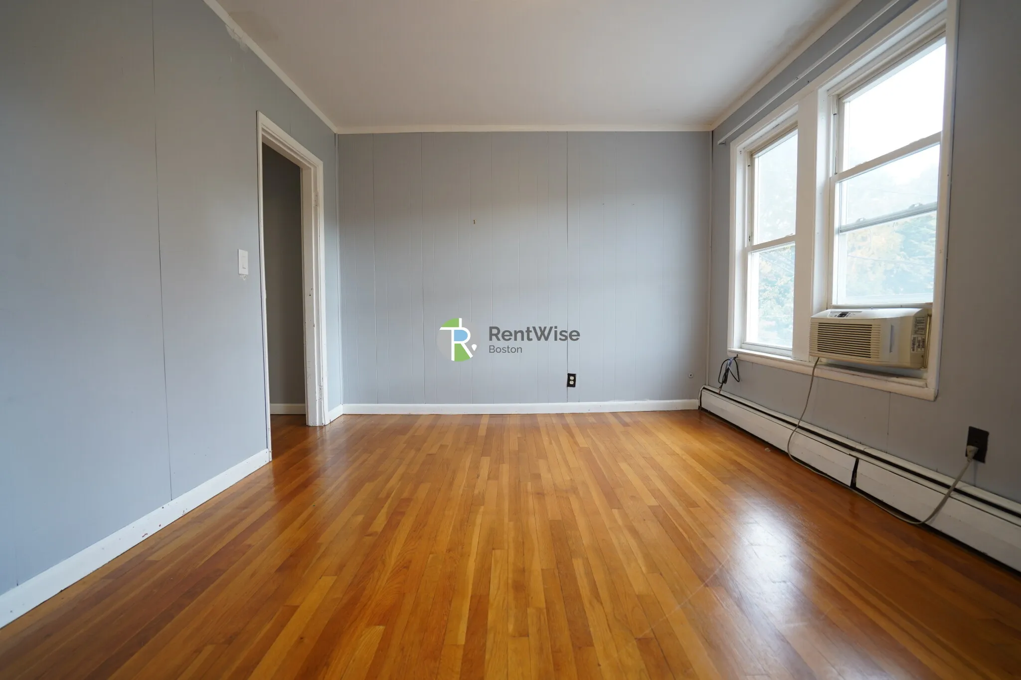 7 High Street Pl, Jamaica Plain