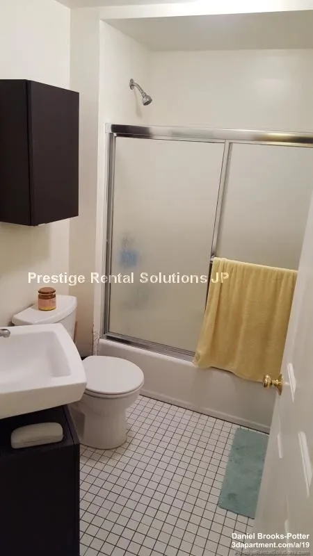 881 Massachusetts Ave, Central Square