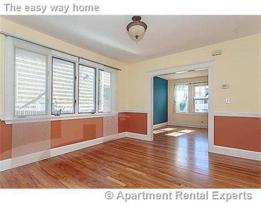 67 Fairfax St, Tufts