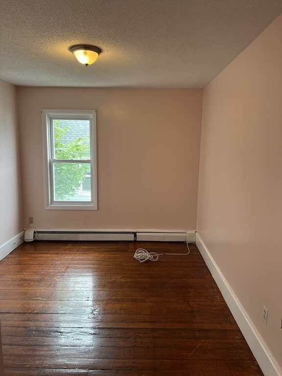 49 Division St, New Bedford