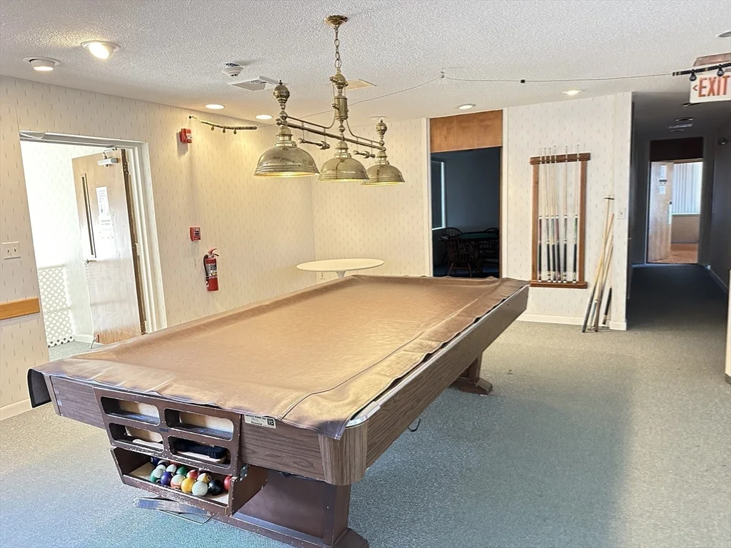 1004 Paradise Rd, Swampscott