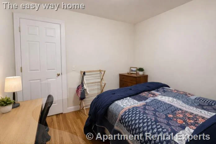 1054 Cambridge St, East Cambridge
