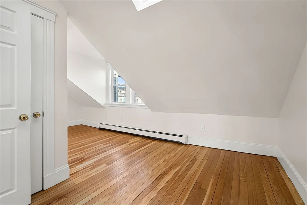 294 Meridian St, East Boston