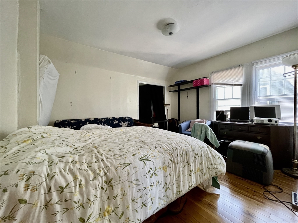 46 Dana St, Harvard Square