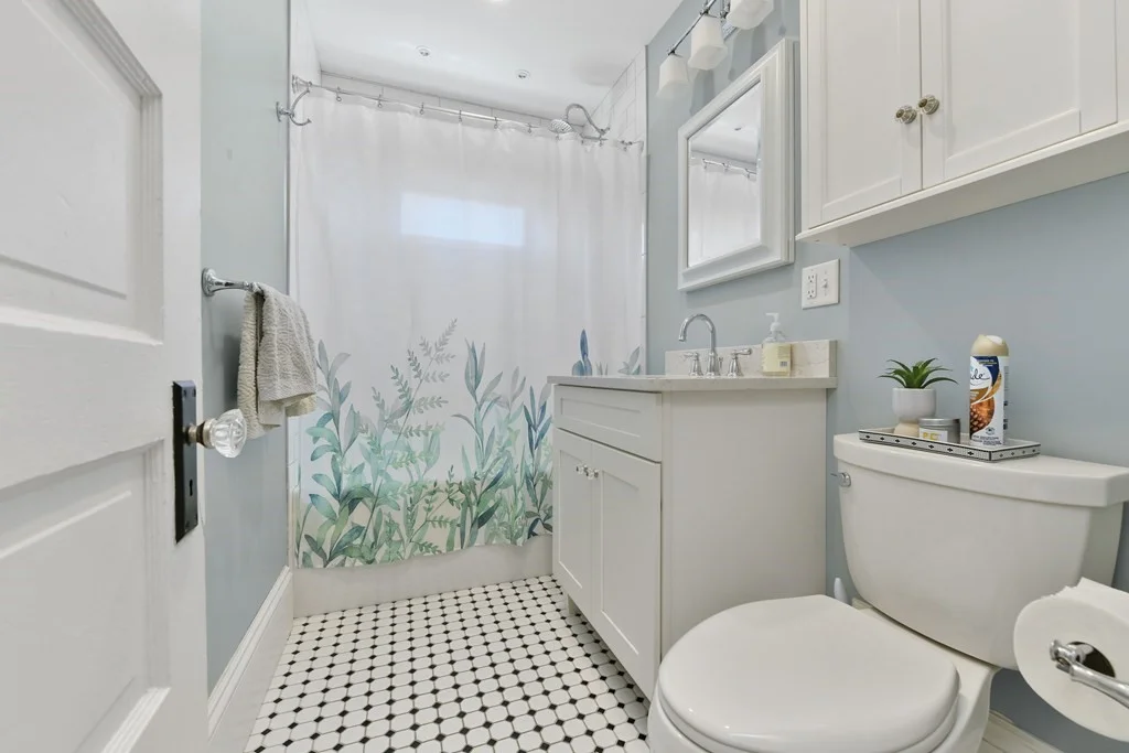 257 E Cottage, Dorchester