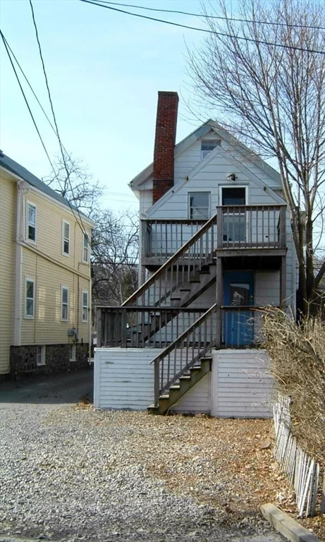 128 Pleasant St, Marblehead