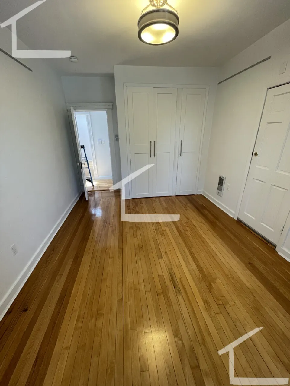 229 Harvard St, The Port