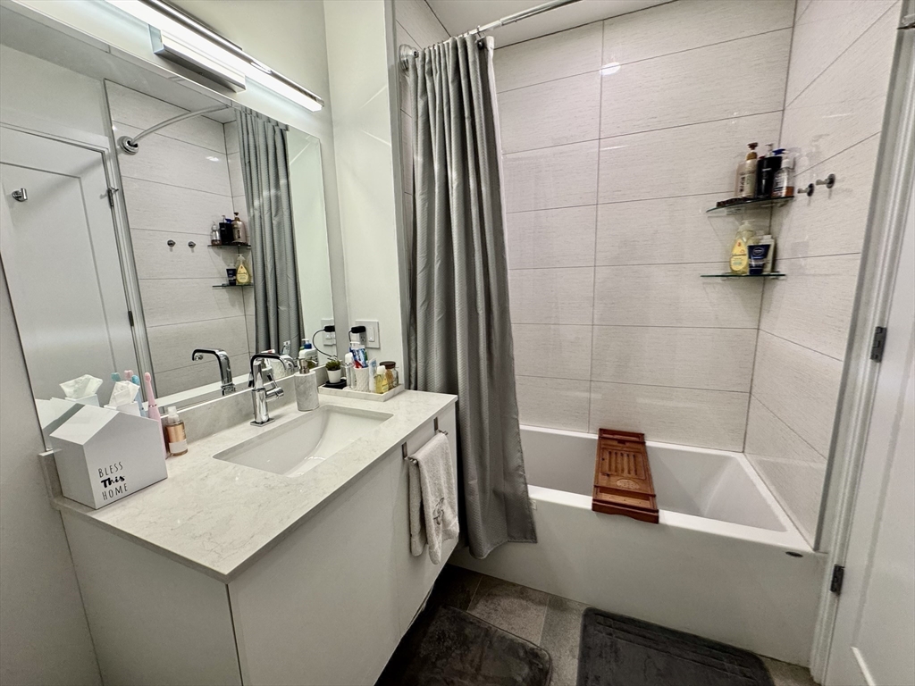 20 West Fifth St, South Boston