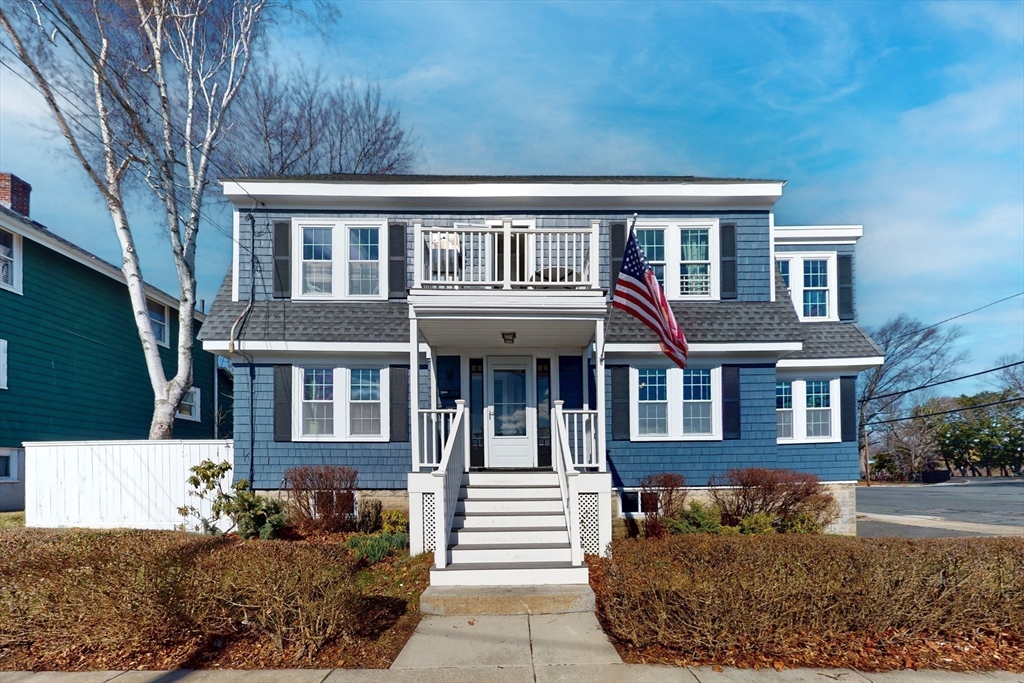 86 Chester Ave, Winthrop