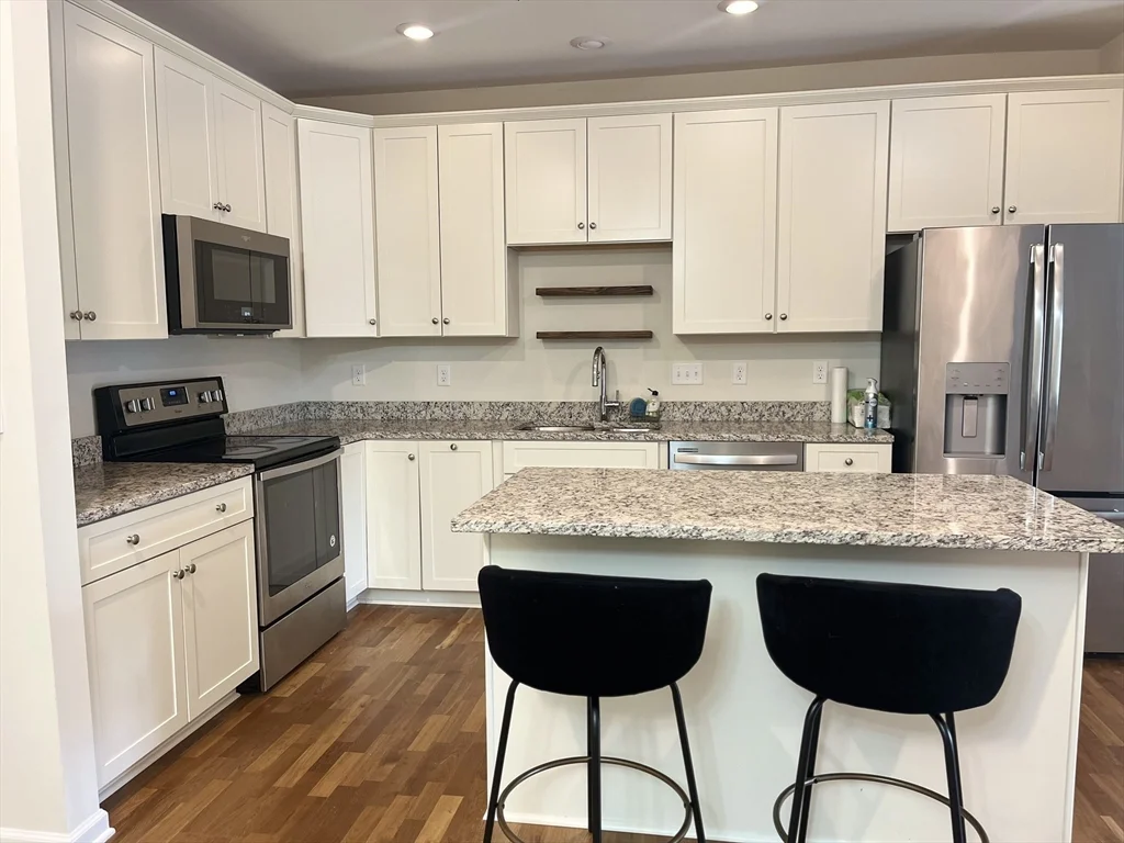 110 Trotter Rd, Weymouth