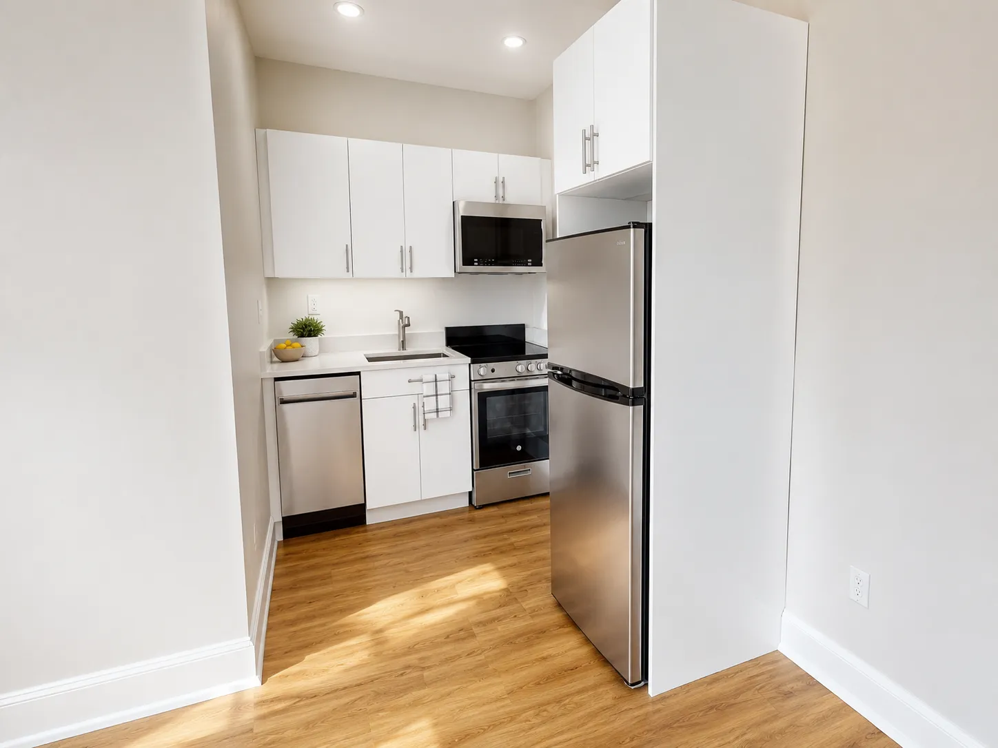 833 Beacon St, Fenway