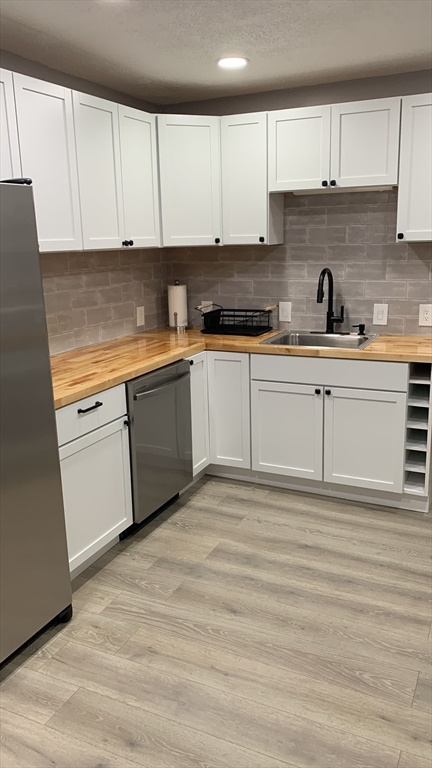 24 Clematis St, Winchester