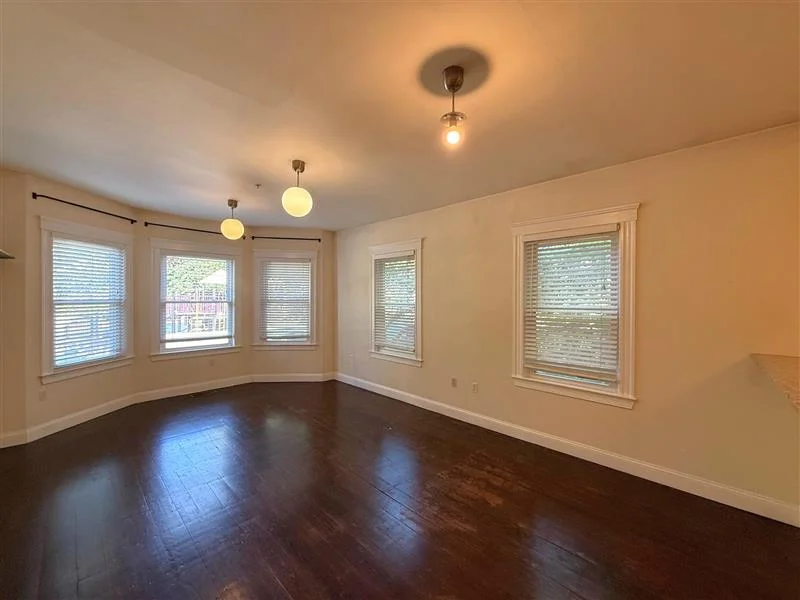 6 Giles Park, Prospect Hill