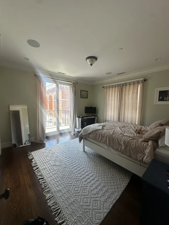 3 M St, South Boston