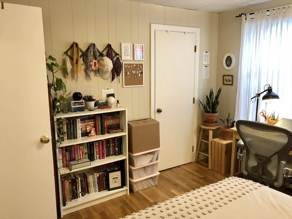3 Oak Ter, Spring Hill