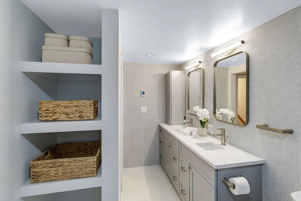 7 Summer St, Newburyport