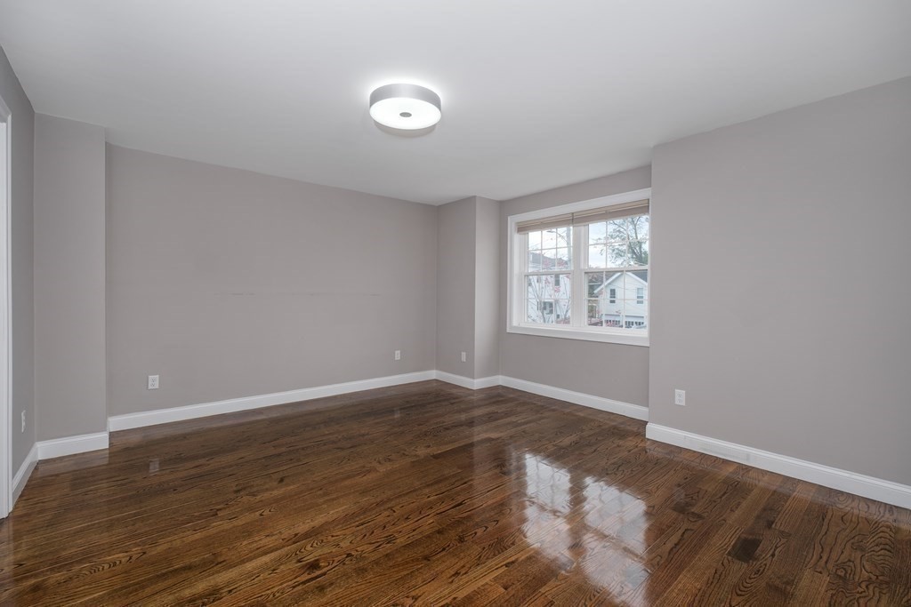 21 Bellevue Ave, Revere