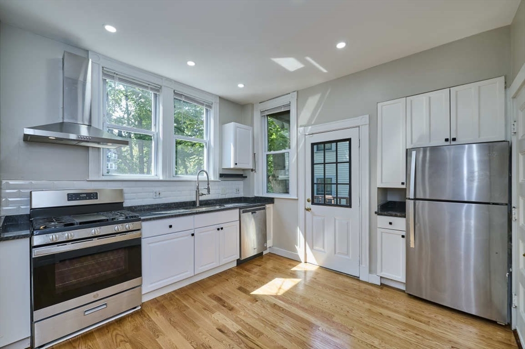 27 Ellery St, Cambridge