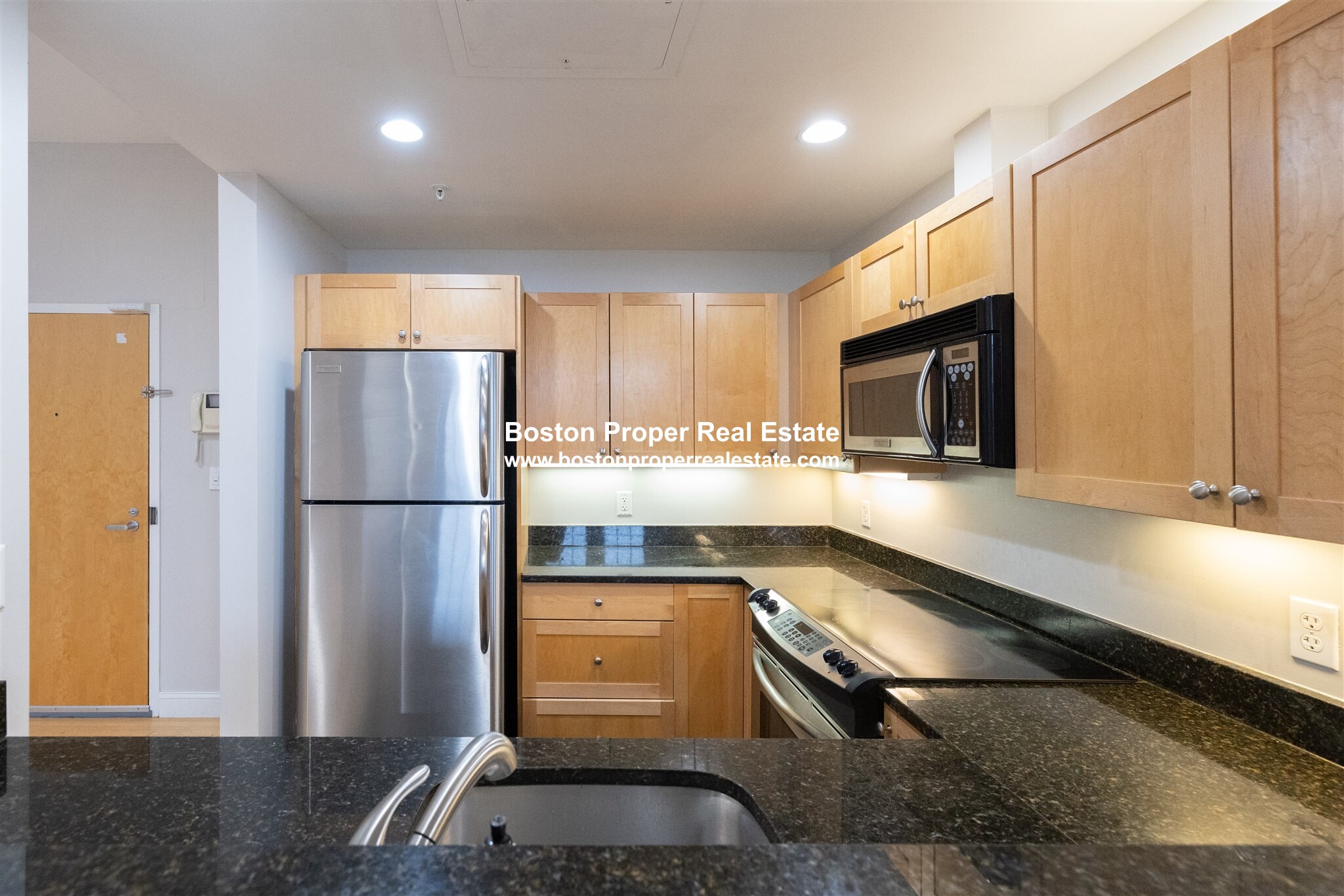 490 Harrison Ave, South End