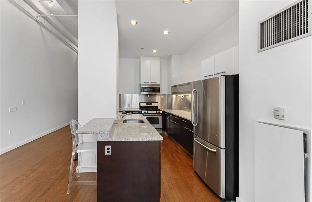 88 Kingston St, Midtown