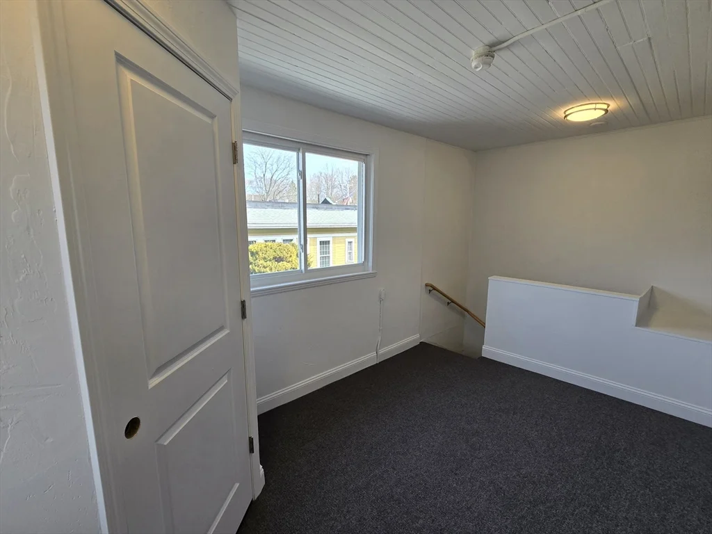 288 Pleasant St, Stoughton