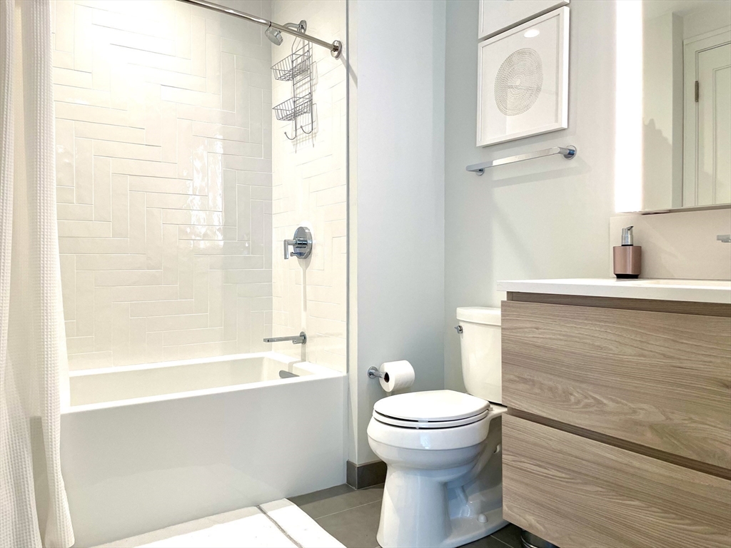 135 Seaport Blvd, Seaport District