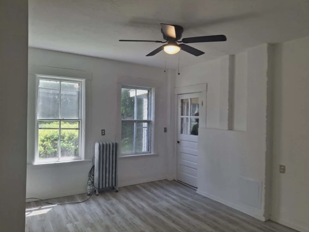 20 Temple St, Fitchburg