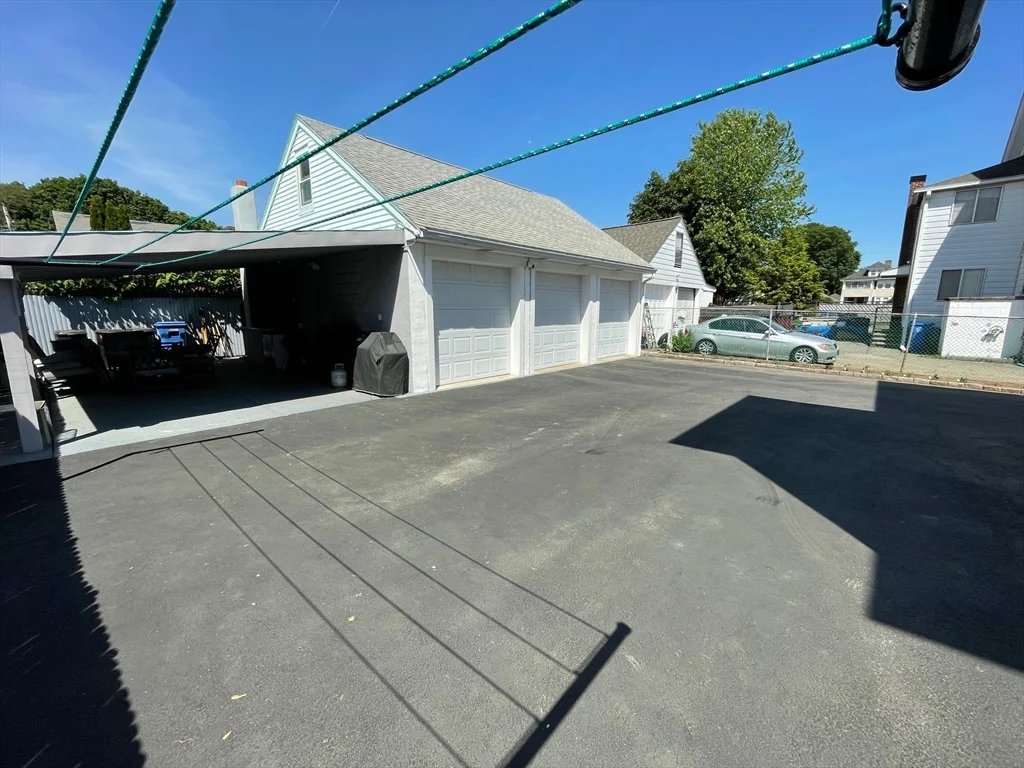 252 Brown St, Waltham