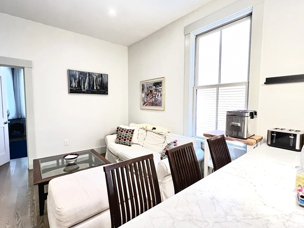 15 Boardman St, Central Square