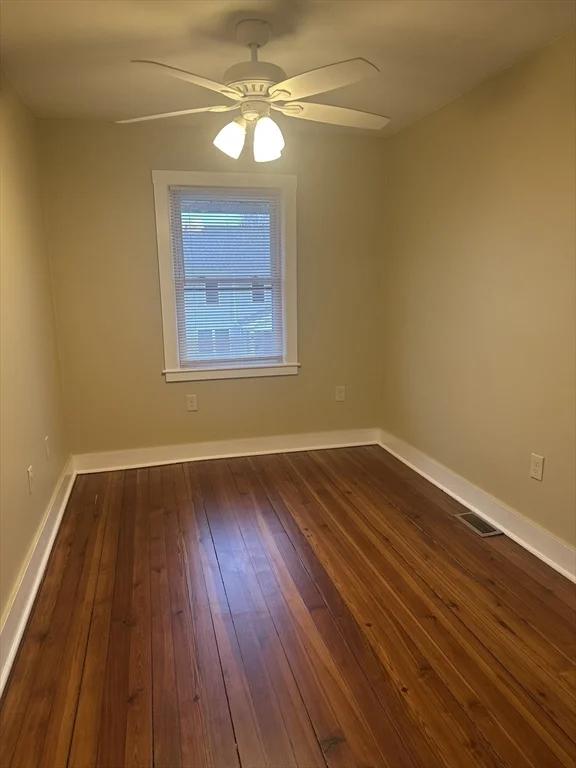 31 Forest Ave, North Plymouth