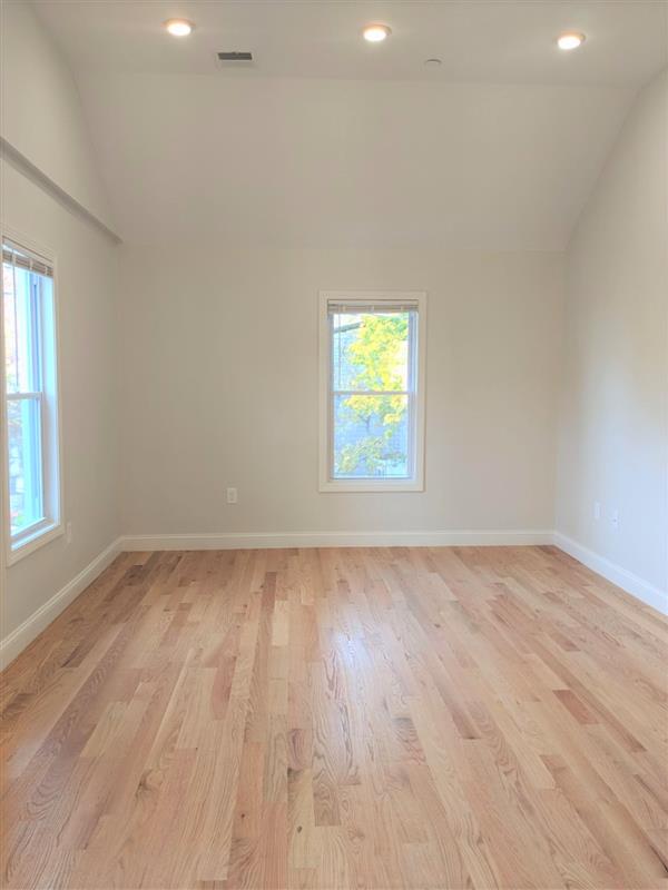 44 Cogswell Ave, North Cambridge