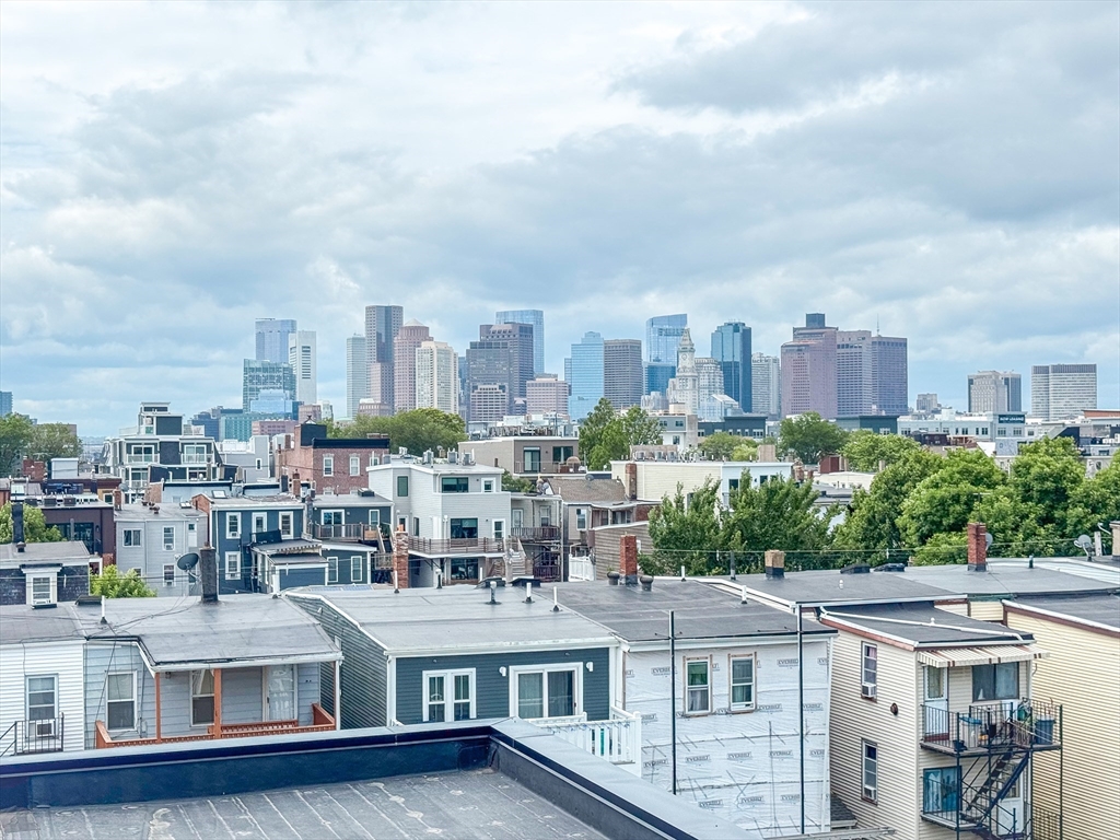 231 Maverick St, East Boston