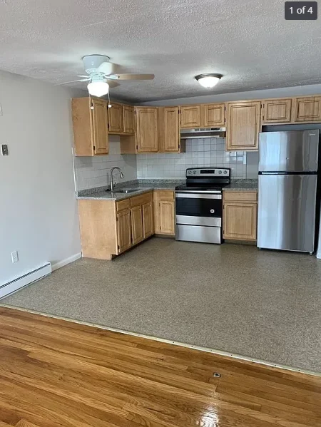 580 Cummins Highway, Mattapan