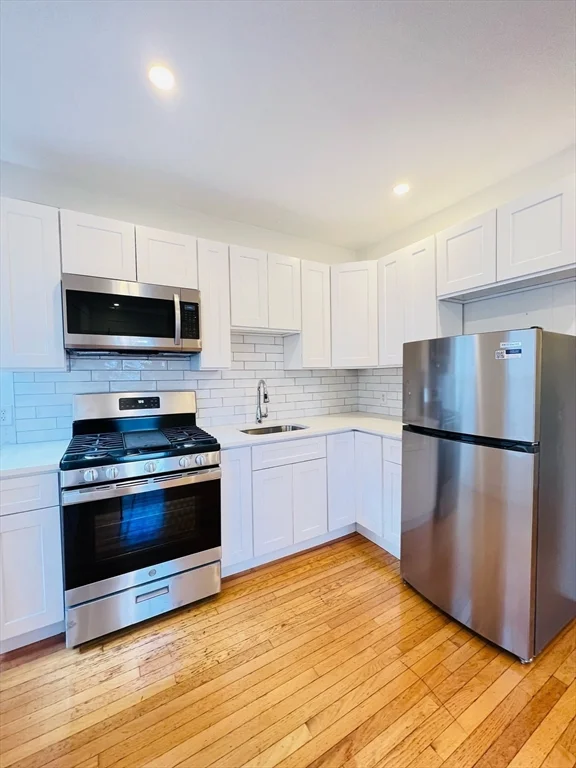 11 Franklin, Downtown